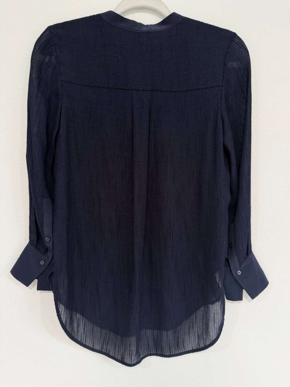 Vince Silk Blend Navy Sheer Blouse Minimalist Luxury Tunic Top Size 4 - Picture 7 of 8